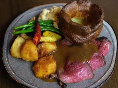 3 Course Roast Beef Dinner image