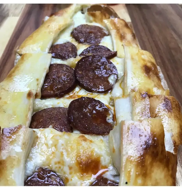 Turkish Pide image
